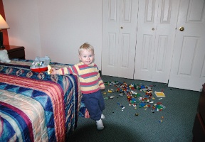 Antti in our hotel in Vancouver  Antti in our hotel room