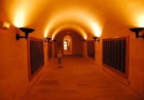 Antti in the Panthéon crypt