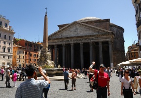 Another view of the Pantheon