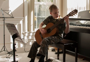 Antti playing guitar