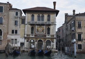 Palazzo Salviati with a large mosaic on the façade.